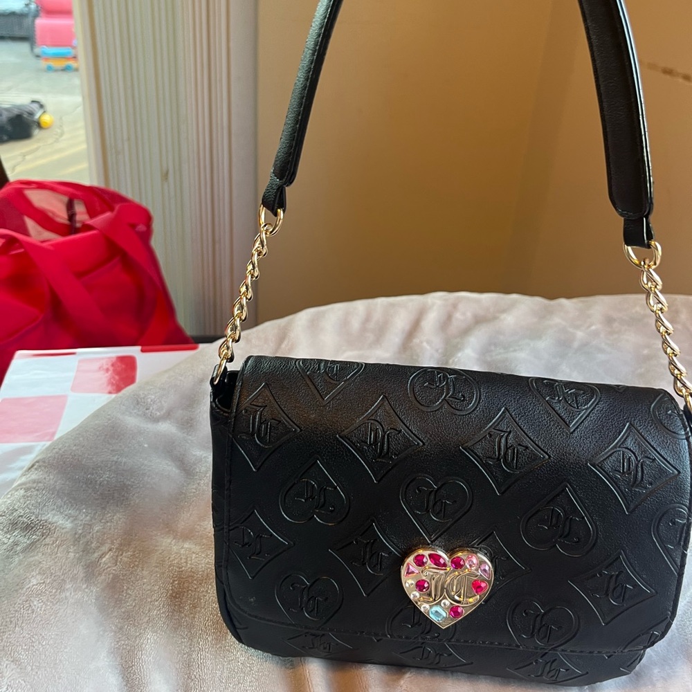 NWOT Juicy Couture Black Embossed Shoulder Bag with Heart Detail - Picture 2 of 8